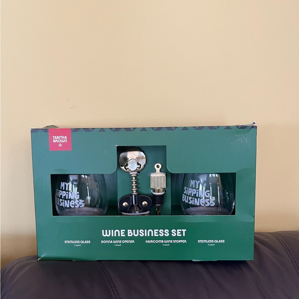 NIB Tabitha Brown Wine Business Set